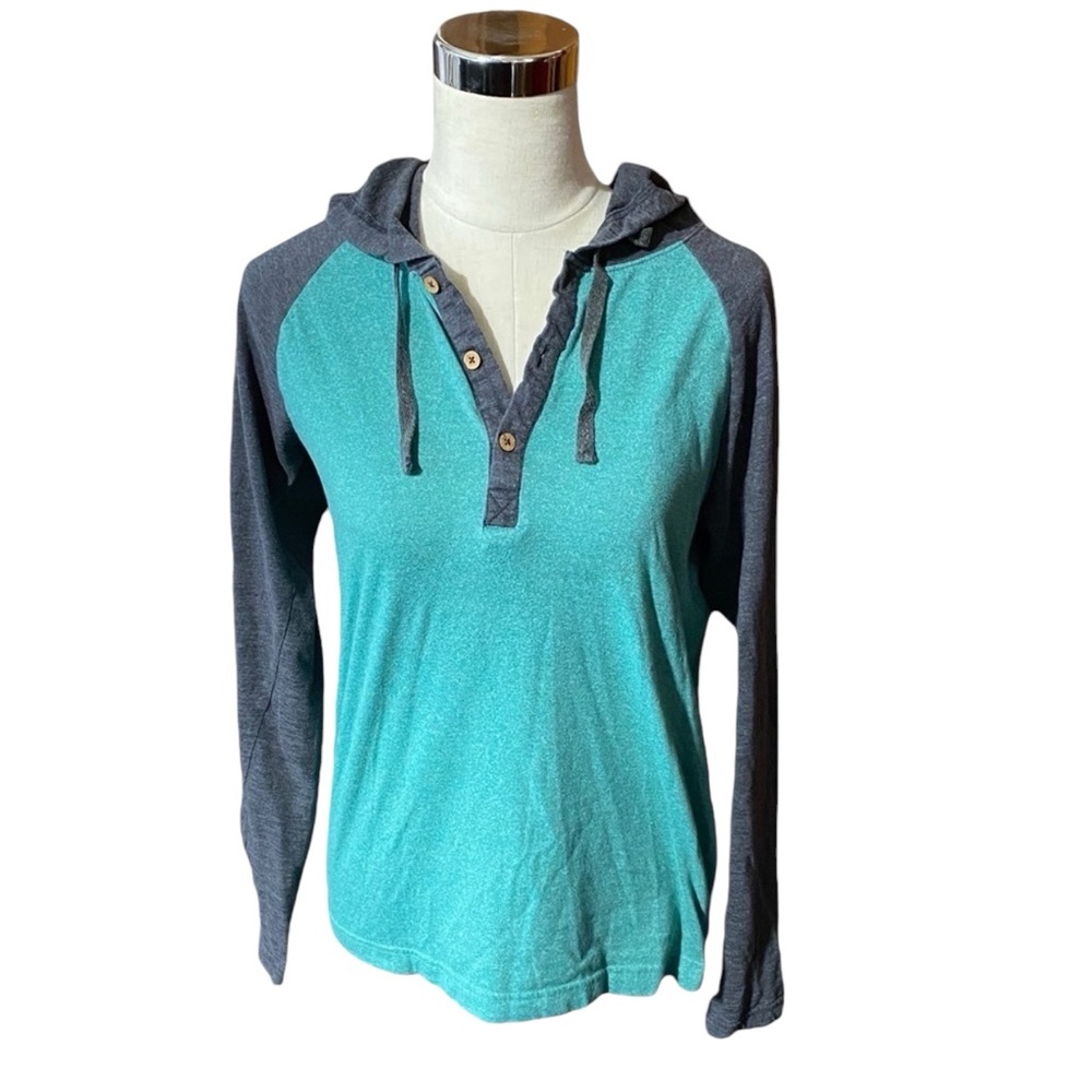 RUSTIC Souls | Two-Tone Pullover Top  with Hood